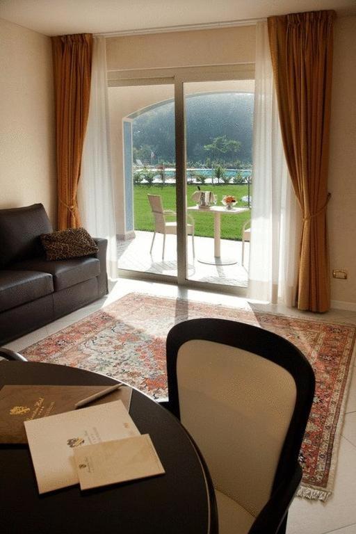 Monastero Resort & Spa Soiano Del Lago Exteriör bild