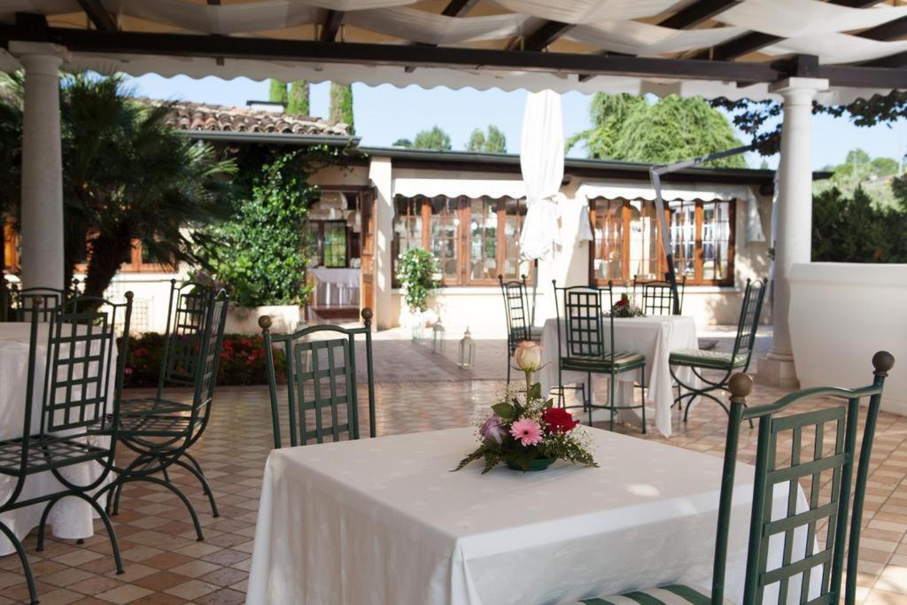 Monastero Resort & Spa Soiano Del Lago Exteriör bild